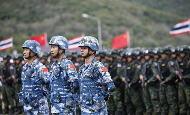 Trung Quốc và Thái Lan tổ chức diễn tập hải quân đánh bộ "Đột kích xanh" cả trên biển và trên bộ.