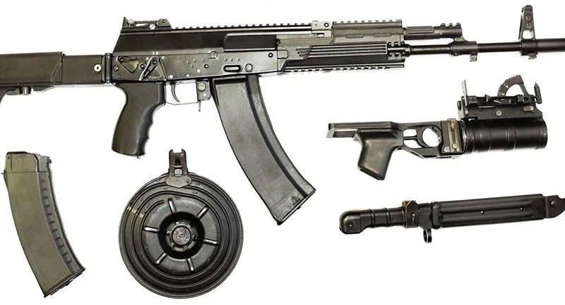 Nga tiếp tục thử nghiệm súng trường tự động AK-12