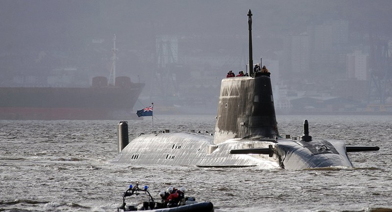 Tàu ngầm hạt nhân Anh va chạm với tàu cá ở ngoài khơi Gibraltar