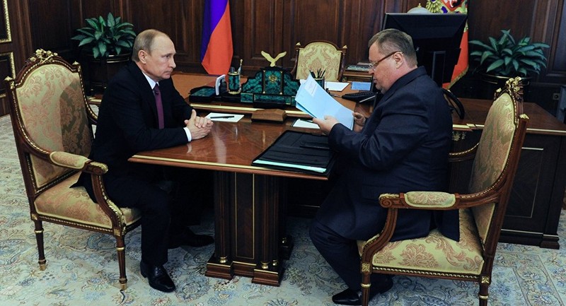 Tổng thống Putin tiến hành cải tổ nhân sự, cách chức, thay mới hàng loạt thống đốc.