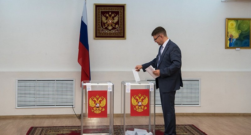Nga bắt đầu tiến hành bầu cử Duma Quốc gia.