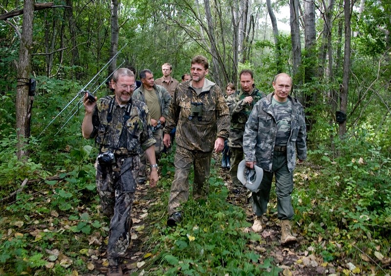 Tổng thống Putin trong rừng Taiga.