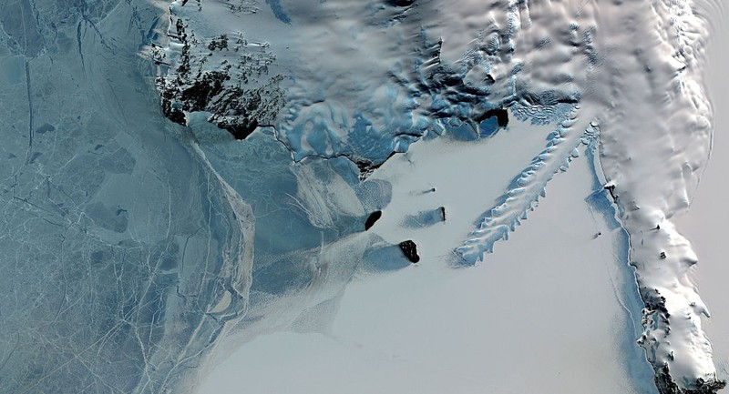 NASA tìm kiếm cổng vào thế giới khác ở Nam Cực