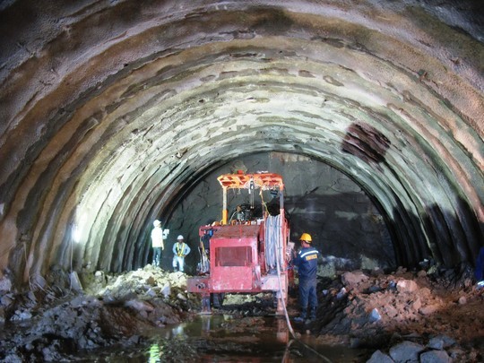 Kinh phí xây dựng hầm đèo Cù Mông dựa trên vốn tiết kiệm khi xây dựng hầm đèo Cả