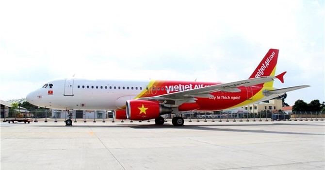 Năm 2015, Vietjet Air sẽ khai trương nhiều tuyến bay mới từ sân bay Cát Bi đi Đà Nẵng, Nha Trang, Đà Lạt. 