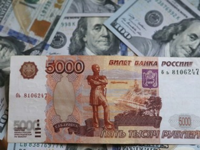 Thủ tướng Nga tuyên bố sẽ bán ngoại tệ để hỗ trợ đồng ruble