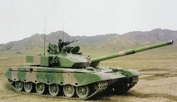Mẫu tăng chủ lực Type 99 của Trung Quốc được cho là chế tạo từ mẫu tăng T-72 và TR-125 của Romania