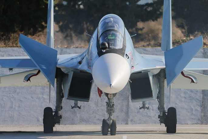 Su-30SM của Nga tại căn cứ ở Latakia, Syria - Ảnh: Bộ Quốc phòng Nga