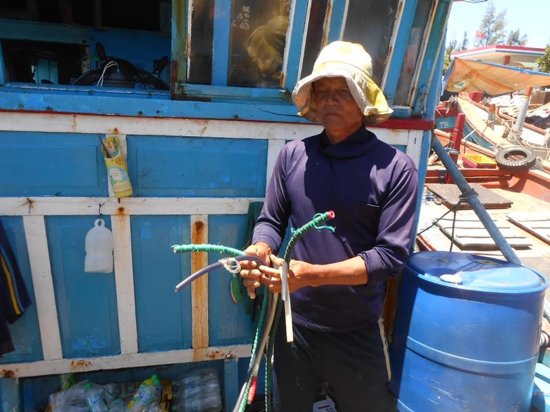 Tthời gian qua, nhiều tàu cá của ngư dân Quảng Ngãi liên tục gặp tai nạn rủi ro trên biển.
