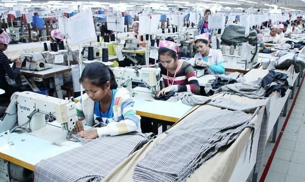 Campuchia: Gần 150 nhà máy dệt may và da giày bị đóng cửa