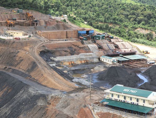 Tập đoàn Hòa Phát mới đây xin trả lại mỏ quặng sắt ở Vị Xuyên (Hà Giang) vì chi phí sản xuất quá cao, tiêu thụ khó khăn