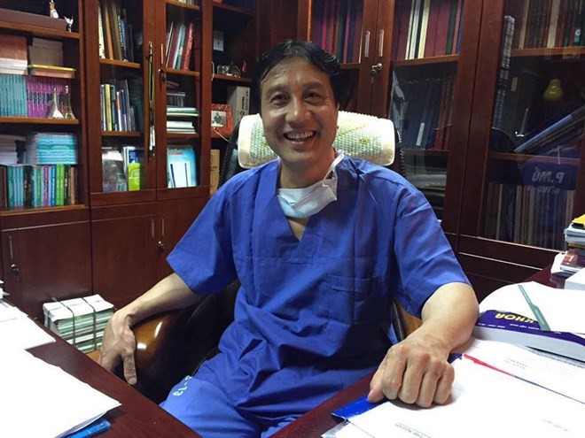 Giáo sư Trịnh Hồng Sơn - Phó giám đốc Bệnh viện Việt Đức 