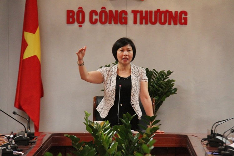 Thứ trưởng Hồ Thị Kim Thoa
