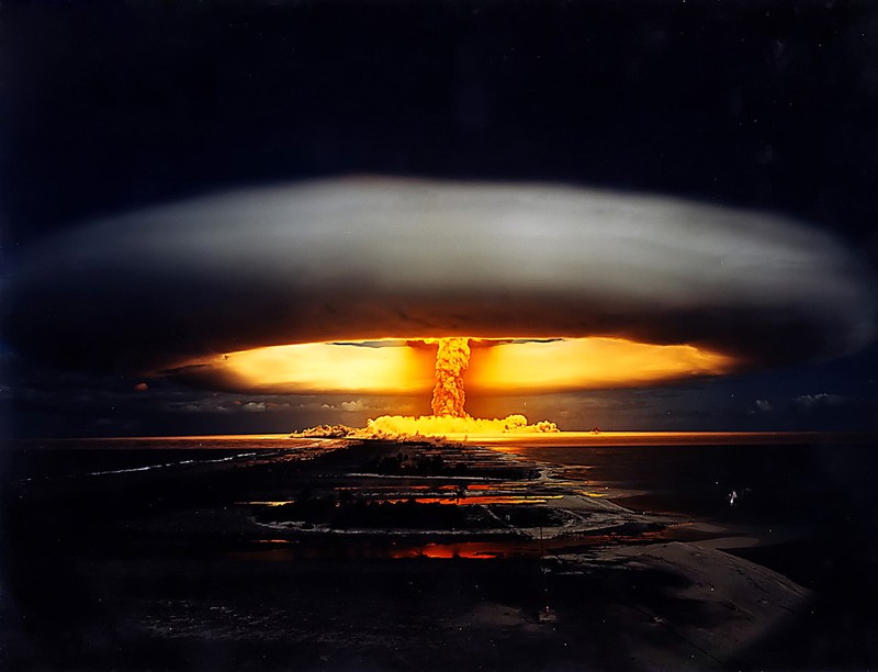 Đám mây hình nấm là hiện tượng xảy ra sau khi bom hạt nhân phát nổ. Nguồn: Business Insider