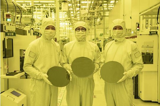 Các công ty công nghệ của Mỹ và Nhật Bản tham gia cuộc chiến sản xuất chip 2nm (Ảnh: Business Korea)