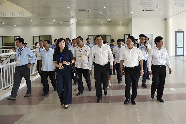 Đà Nẵng: Tất cả sẵn sàng cho Tuần lễ Cấp cao APEC 2017 ảnh 3 Kiểm tra tại Trung tâm Báo chí quốc tế