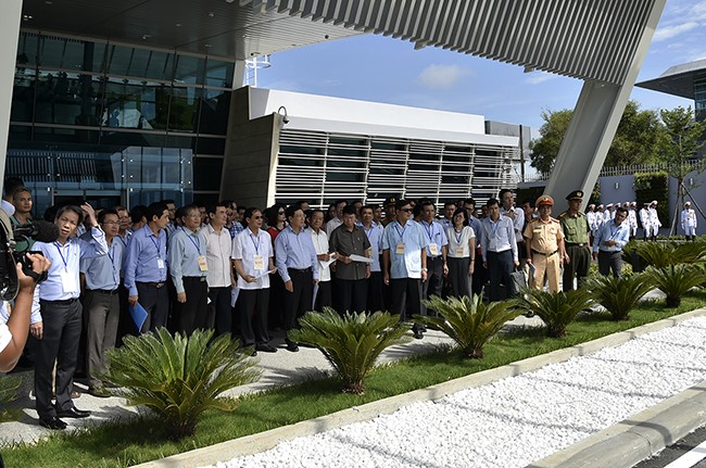 Đà Nẵng: Tất cả sẵn sàng cho Tuần lễ Cấp cao APEC 2017 ảnh 1 Phó Thủ tướng Chính phủ Phạm Bình Minh kiểm tra tại Sân bay Đà Nẵng