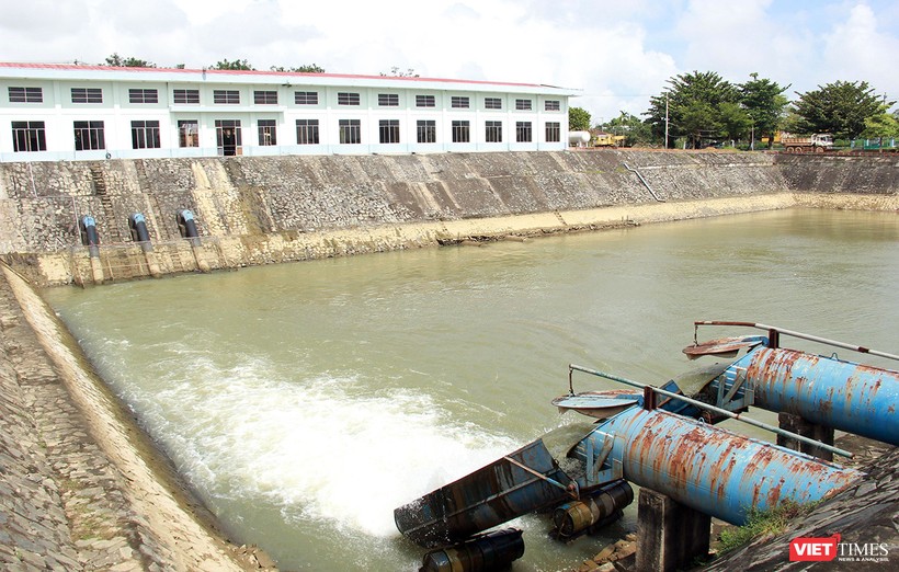 Theo ông Châu Trần Vĩnh - Phó Cục trưởng Cục Quản lý tài nguyên nước, Đà Nẵng thiếu nước sinh hoạt trong thời gian qua là do giải pháp vận hành của nhà máy.