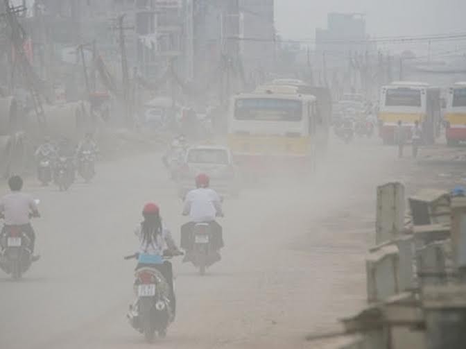 Ô nhiễm không khí ở Hà Nội đáng báo động.