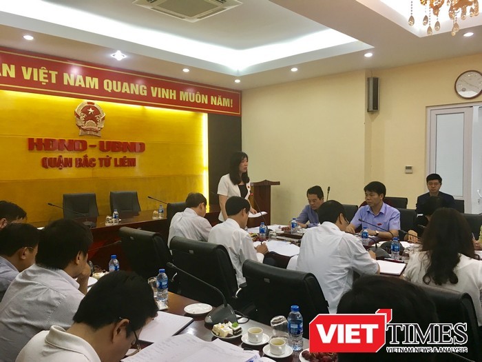 Phó Chủ tịch HĐND TP Hà Nội Phùng Thị Hồng Hà chỉ đạo tại buổi làm việc.