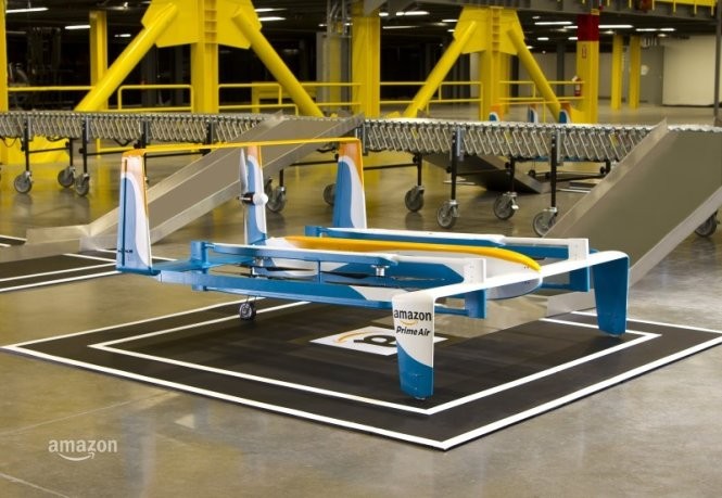 Amazon thử nghiệm giao hàng bằng drone tại Anh