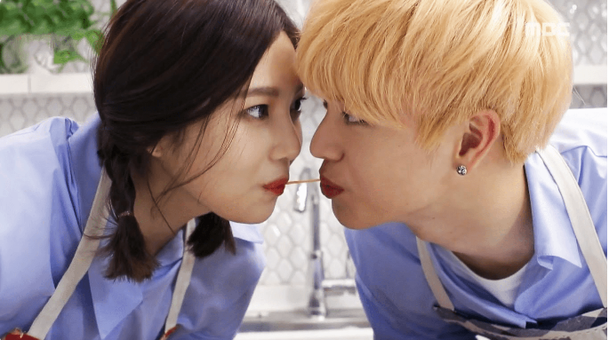 Sungjae BTOB và Joy Red Velvet lần đầu tiên tái hợp sau 'We Got Married' ảnh 1 Sungjae BTOB và Joy Red Velvet lần đầu tiên tái hợp sau 'We Got Married' ảnh 1