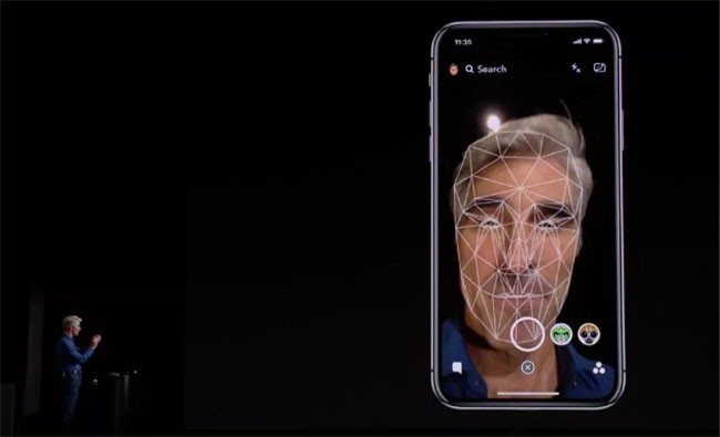 Các ngân hàng không tin tưởng Face ID trên iPhone X ảnh 1 Các ngân hàng không tin tưởng Face ID trên iPhone X ảnh 1