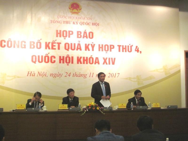 Họp báo công bố kết quả kỳ họp thứ 4, Quốc hội khóa XIV (Nguồn: Quochoi.vn)