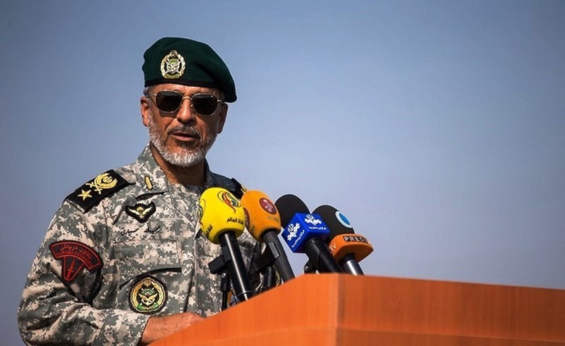 Chuẩn Đô đốc Hải quân Iran Habibollah Sayyari hôm 28/12 tuyên bố sẽ tấn công tiêu diệt máy bay, tàu thuyền nước ngoài đột nhập khu vực tập trận của hải quân Trung Quốc, Nga và Iran nhằm thu nhập tình báo.