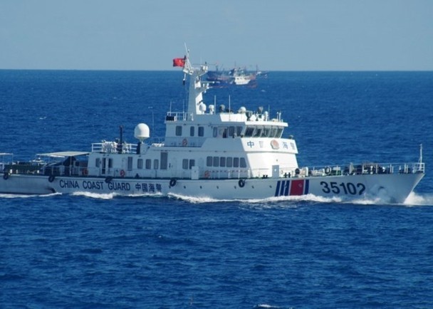 Ngày 30/12.Bộ Ngoại giao  Indonesia đã triệu Đại sứ Trung Quốc đến trao công hàm phản đối tàu hải cảnh Trung Quốc xâm phạm vùng đặc quyền kinh tế  nước này. Ảnh: tàu Hải cảnh Trung Quốc (Ảnh: Đông Phương).