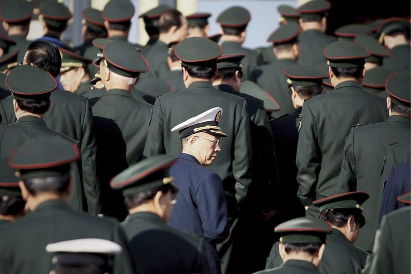 Việc 38 nhà văn quân đội Trung Quốc đồng loạt xin rút khỏi Hiệp hội Nhà văn đã gây nên nhiều đồn đoán (Ảnh: VCG).