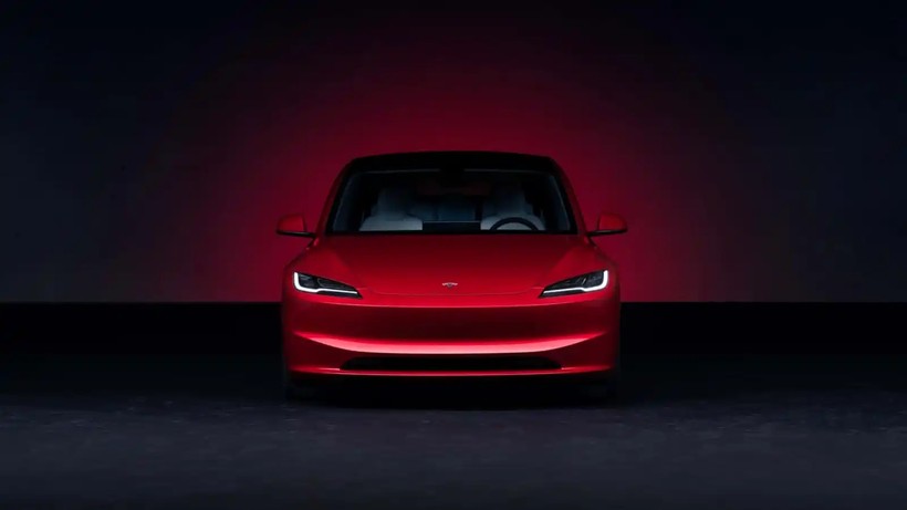 Công ty Tesla của tỉ phú Elon Musk ra mắt phiên bản nâng cấp Model 3