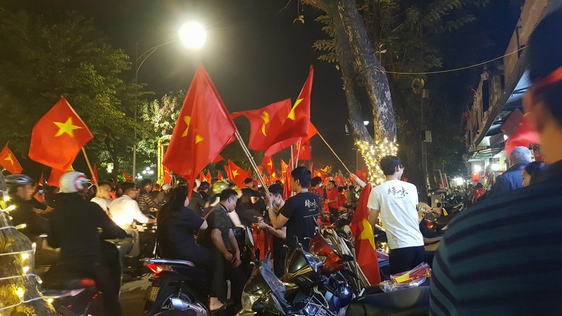 Đội tuyển U23 Việt Nam đã thắp lên giấc mơ vô đich giải trẻ Châu Á lần đầu tiên trong lịch sử cho người hâm mộ