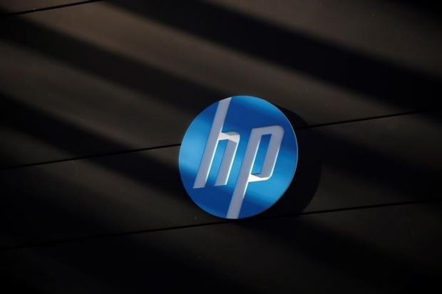 Hơn 100 hộp đựng thư từ và các tài liệu khác từ hai nhà sáng lập của hãng Hewlett-Packard đã bị cháy thành tro. Ảnh: Reuters