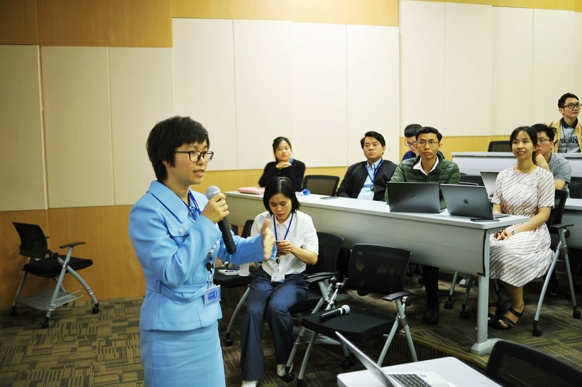 TS Nguyễn Thị Tuyết đánh giá cao những hỗ trợ của UPenn dành cho đội ngũ giảng viên VinUni.jpeg