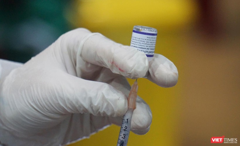 Việt Nam nỗ lực tiêm vaccine phòng COVID-19 cho trẻ từ 5-12 tuổi