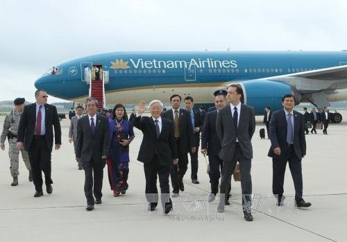Tổng Bí thư Nguyễn Phú Trọng đến sân bay Quân sự Andrews ở Thủ đô Washington DC