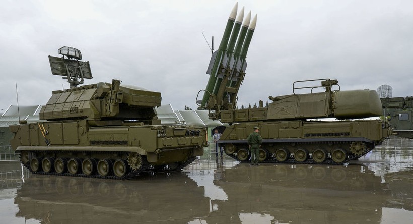 Serbia muốn mua tên lửa phòng không Nga