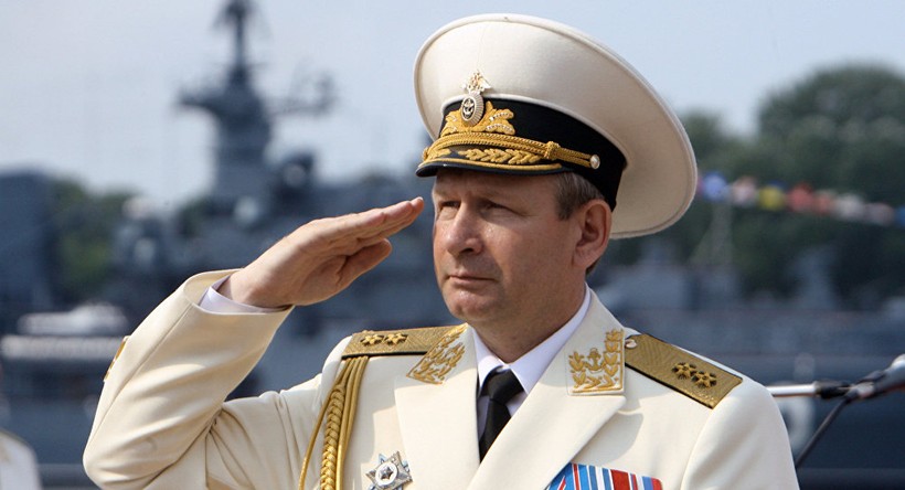 Tư lệnh hải quân Nga đột ngột xin từ chức