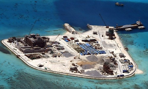 Đá Gạc Ma ở quần đảo Trường Sa đã bị Trung Quốc bồi lấp, xây thành đảo nhân tạo với các công trình quân sự kiên cố