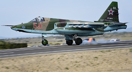 Máy bay cường kích chiến trường Su-25.