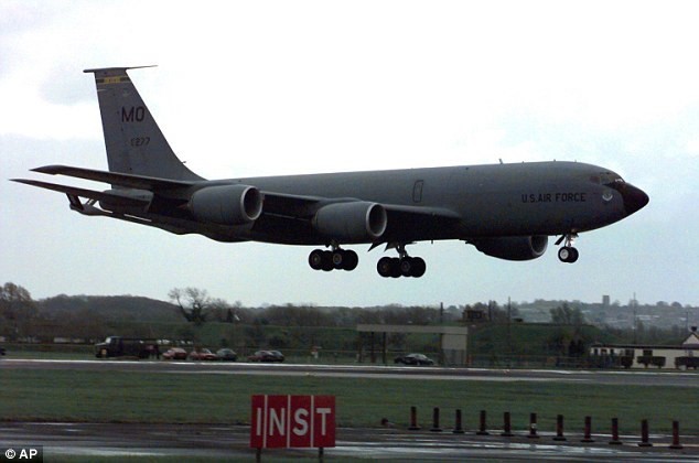 Chiếc Boeing KC-135R Stratotanker