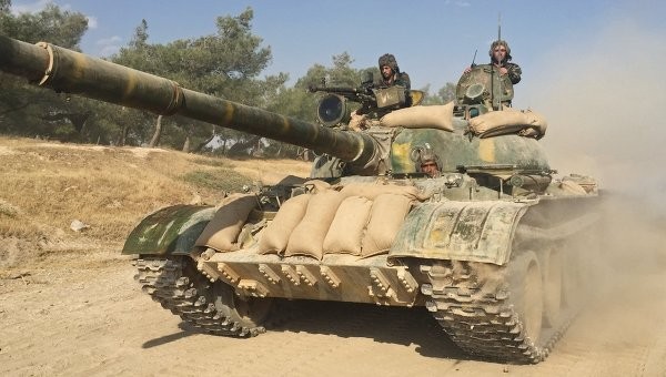 Quân đội Syria giành được chiến thắng ban đầu dưới sự yểm trợ của Nga