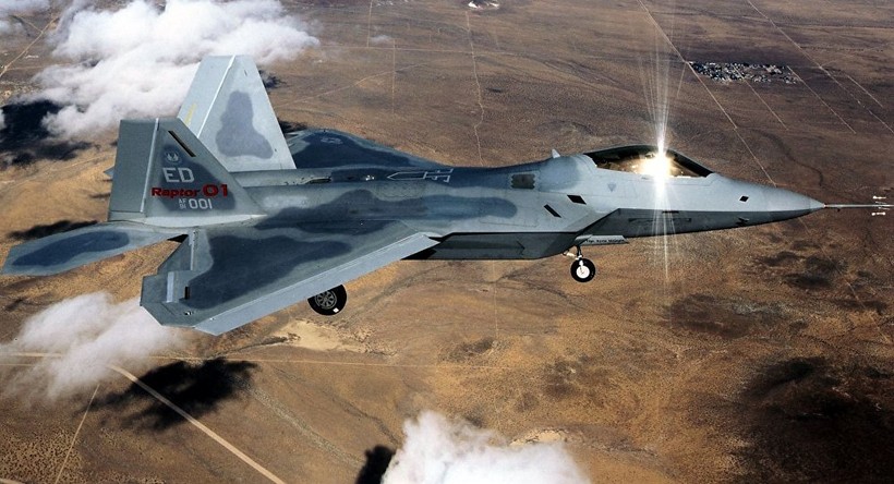 Triển khai siêu tiêm kích F-22 chống IS là phi thực tế và vô nghĩa