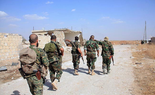 Quân đội Syria giành lại căn cứ tăng thiết giáp Muhajarah