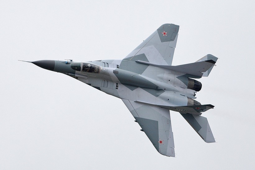 Máy bay tiêm kích MiG - 29