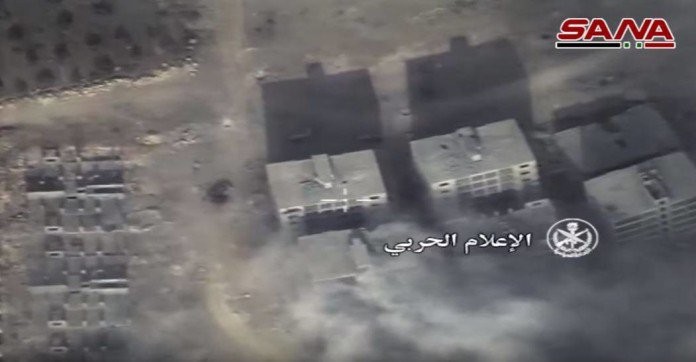 Không quân Nga - Syria tiếp tục không kích dữ dội thành phố Aleppo