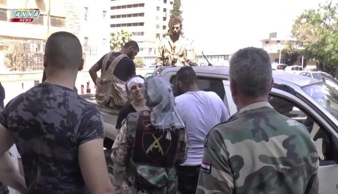 Một số binh sĩ Syria bị thương được đưa về hậu phương