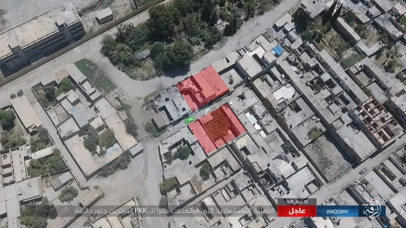 Hàng chục phiến quân IS nộp mạng trước SDF ở Raqqa, Syria ảnh 5 Hàng chục phiến quân IS nộp mạng trước SDF ở Raqqa, Syria ảnh 5