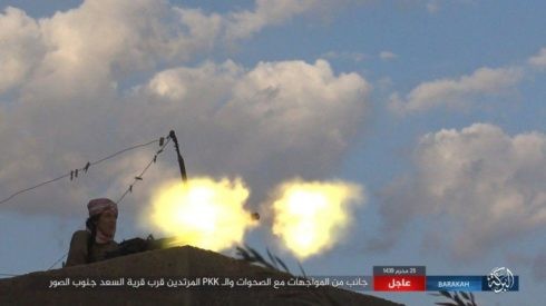 IS sắp sụp đổ tại Raqqa, người Kurd rảnh tay chiếm đất Syria ảnh 3 IS sắp sụp đổ tại Raqqa, người Kurd rảnh tay chiếm đất Syria ảnh 3